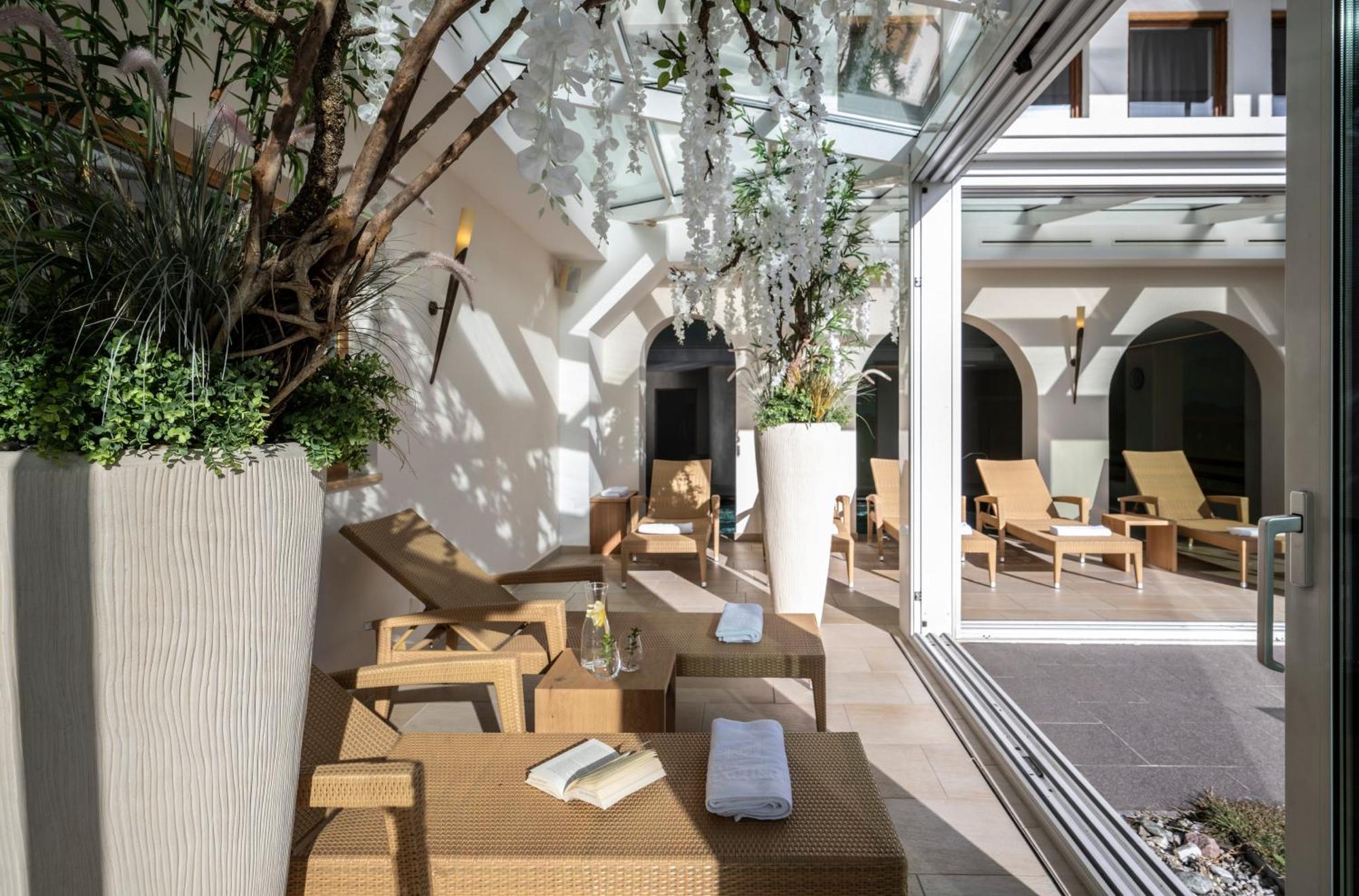 Hotel Ueberbacher